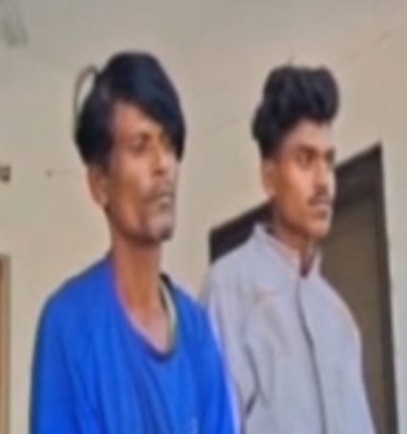 જસદણના આટકોટ નજીક મોટા દડવામાં પ્રેમીની ત્રીકમ ના ઘા મારી હત્યા કરવાના  ગુનામાં નાસી છૂટેલા પ્રેમિકા  સહિત ત્રણ મધ્યપ્રદેશમાંથી પકડાયા બે વર્ષથી ભાગવું રાખી વાડીમાં સાથે રહેતા પરણીત પ્રેમી પંખીડા , પ્રેમીના મારઝુડ થી કંટાળી પ્રેમિકાએ પૂર્વ પતિ સહિત બેની મદદથી હત્યાને અંજામ આપ્યો તૉ 