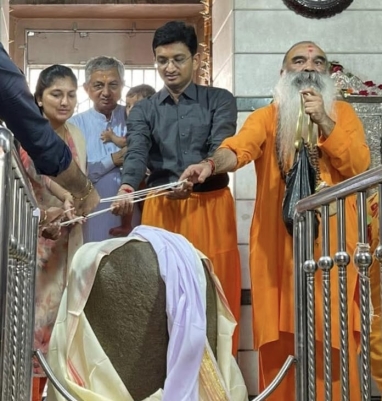 ઘેલા સોમનાથ મંદિરથી મંત્રી બાવળીયા ની આગેવાનીમાં જનકલ્યાણ શિવવંદના પદયાત્રાનું પ્રયાણ પરિવારજનો જોડાશે યાત્રિકો પ્રથમ દિવસે ગોડલાધારથી ગઢડીયા જસ જસદણ આટકોટ, ખારચીયા જામ થઈને મોટા દડવા જશે