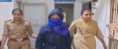 જસદણમાં ગત 18 નવેમ્બરના  ઝાડીમાંથી મળેલ નવજાત શિશુને ત્યજી દેનાર કુવારી માતાની ધરપકડ   DNA મા થયો ભાંડાફોડ જસદણ તથા રાજકોટની ખાનગી હોસ્પિટલો અને પરિણીત  યુવક પણ તપાસના દાયરામાં