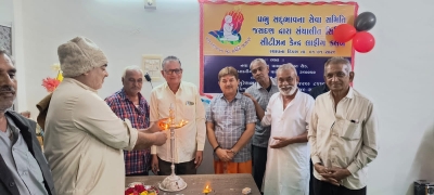 જસદણ માં પ્રભુ સદભાવના સેવા સમિતિ દ્વારા  અબાલ વૃદ્ધૉ માટે લાફિંગ ક્લબ ની નવા વર્ષમાં નવનીત પહેલ દાન દક્ષિણા લીધા વગર  નિસ્વાર્થ ભાવૅ  સૌપ્રથમ વડીલો માટે અનૉખી  સૅવા