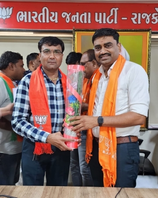 જસદણના એડવોકેટ મહેશ વાણીયાની રાજકોટ જિલ્લા ભાજપ કોષાધ્યક્ષ તેમજ વિછીયા ભાજપ પ્રભારી તરીકે બેવડી જવાબદારી પંથકમાં આવકાર