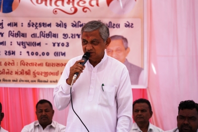 જસદણ વિંછીયા તાલુકાના ૪૧ ગામૉમાં રૂ ૩૮૨૦ લાખના વિવિધ વિકાસના કામોના મંત્રી કુંવરજીભાઈ ના હસ્તે ખાતમુર્હુત-લોકાર્પણ કરવામાં આવ્યા