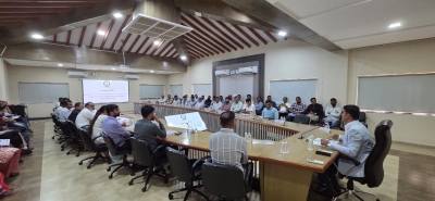 સાહિત્ય, પત્રકારત્વ અને AI વિષય પરના 'સર્જક સાથે સંવાદ' કાર્યક્રમનો વિશેષ રેડિયો અહેવાલ આજૅ ૧૨ માર્ચે આકાશવાણી, રાજકોટ પરથી પ્રસારિત થશે