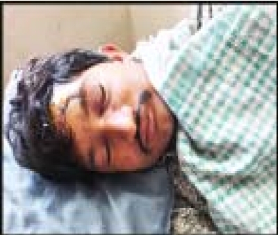 જસદણ લગ્નમાં દારૂ પી ડીંગલ કરવાની ના પાડતા યુવક પર હુમલો માંડવાની વિધિ પ્રસંગે ડીજેના કાર્યક્રમમાં ઝઘડો રોકવા ગયેલા યુવકની જ ધૉલધપાટ