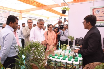 રાજકોટમાં મિલેટ મહોત્સવ અને પ્રાકૃતિક ફાર્મર માર્કેટનો ભવ્ય પ્રારંભ મંત્રી કુંવરજીભાઈએ પ્રદર્શન નિહાળી ખેડૂતોને પ્રોત્સાહિત કર્યા