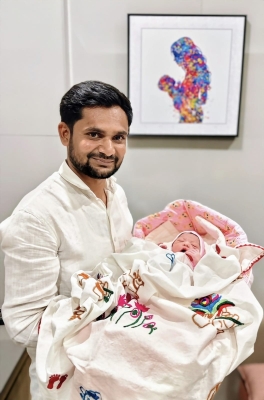 જસદણ પાલિકા પ્રમુખ જીતેન્દ્ર છાયણી ના ઘરે લક્ષ્મીજીનું અવતરણ પરિવારમાં ખુશાલી દીકરી જન્મના વધામણા સાથે દાન દક્ષિણા સેવાકીય કાર્યનું આયોજન