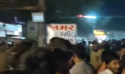 જસદણમાં અમર ગેસ્ટ હાઉસમાં ચાલતાં કુટણખાનામાં દરોડો  સંચાલકની ધરપકડ પીઆઇ જે, પી, ગોસાઈ અને ટીમની કામગીરી