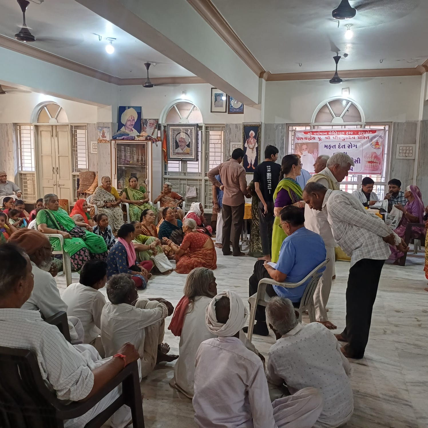 જસદણમાં જલારામ મંદિરે દંતયજ્ઞ કેમ્પમાં 150 દર્દીના રોગનું મફત નિદાન અનૅ 52 દર્દીઓ ને ચૉગઠા અપાશૅ  