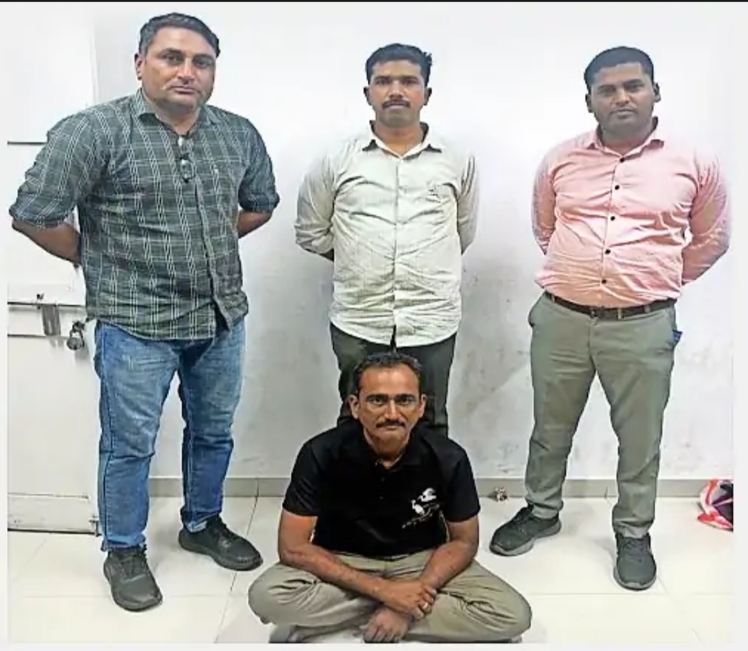 ભરણપોષણ કેસમાં નાસ્તૉ ફરતૉ આરૉપી આટકોટમાંથી ઝડપાયો જસદણ ASP સ્કવોડની કાર્યવાહી
