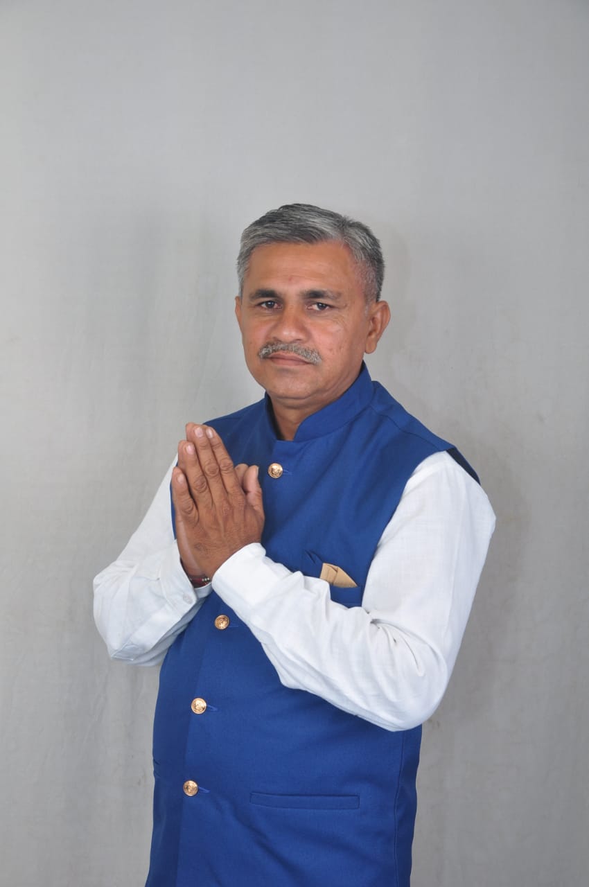 27 માં કારગીલ વિજય દિવસ પર અમર વીર શહીદોને શ્રદ્ધાંજલિ અર્પણ કરતા પંચાળ વિકાસ બોર્ડના પ્રમુખ વિનોદભાઈ વાલાણી