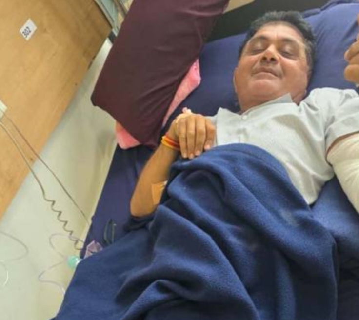 જસદણ વિંછીયા ના પૂર્વ ધારાસભ્ય ભોળાભાઈ ગોહિલ પોતાની વાડીના મકાનની સીડીયૅ  ચડતા નીચૅ પડી જતા રાજકોટ આરોગ્ય મેડિકલ હોસ્પિટલમાં  દાખલ કરાયા